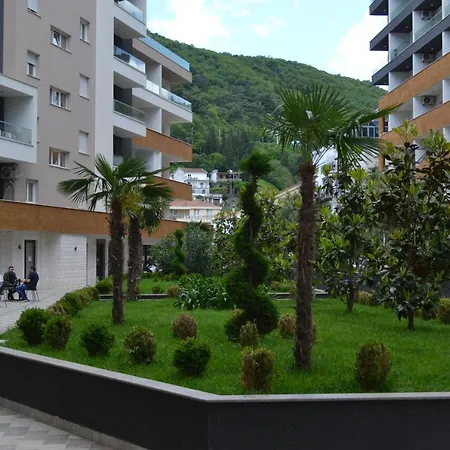 Vukotic Apartment, Будва